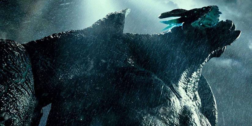 Underwater: The 10 Most Frightening Movie Monsters To Emerge From The ...
