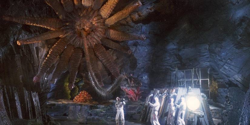 10 Must-Watch Aquatic Thrillers To See Before Underwater Comes Out