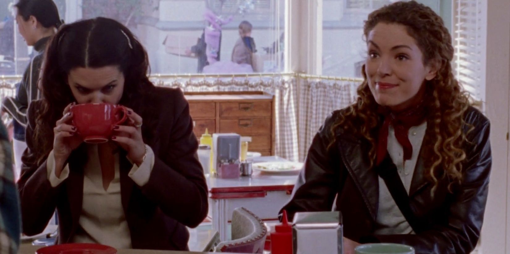 Gilmore Girls 10 Couples That Would Have Made A Lot Of Sense (But Never Got Together)
