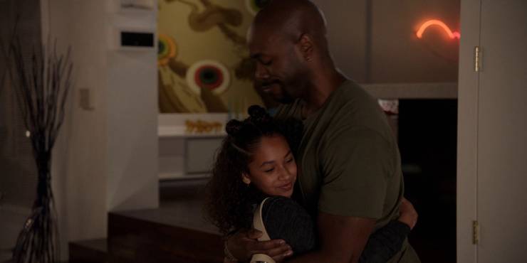Oliver and Carly Grayson in The Bold Type