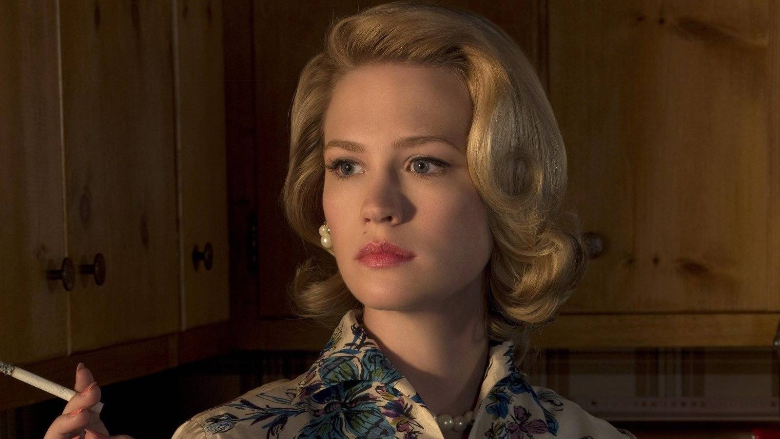 Mad Men: The 10 Most Shameless Things Betty Has Ever Done