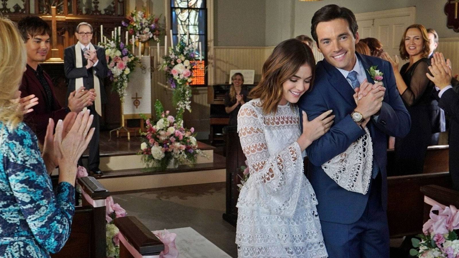 Pretty Little Liars: Aria's 5 Best (& 5 Worst) Storylines