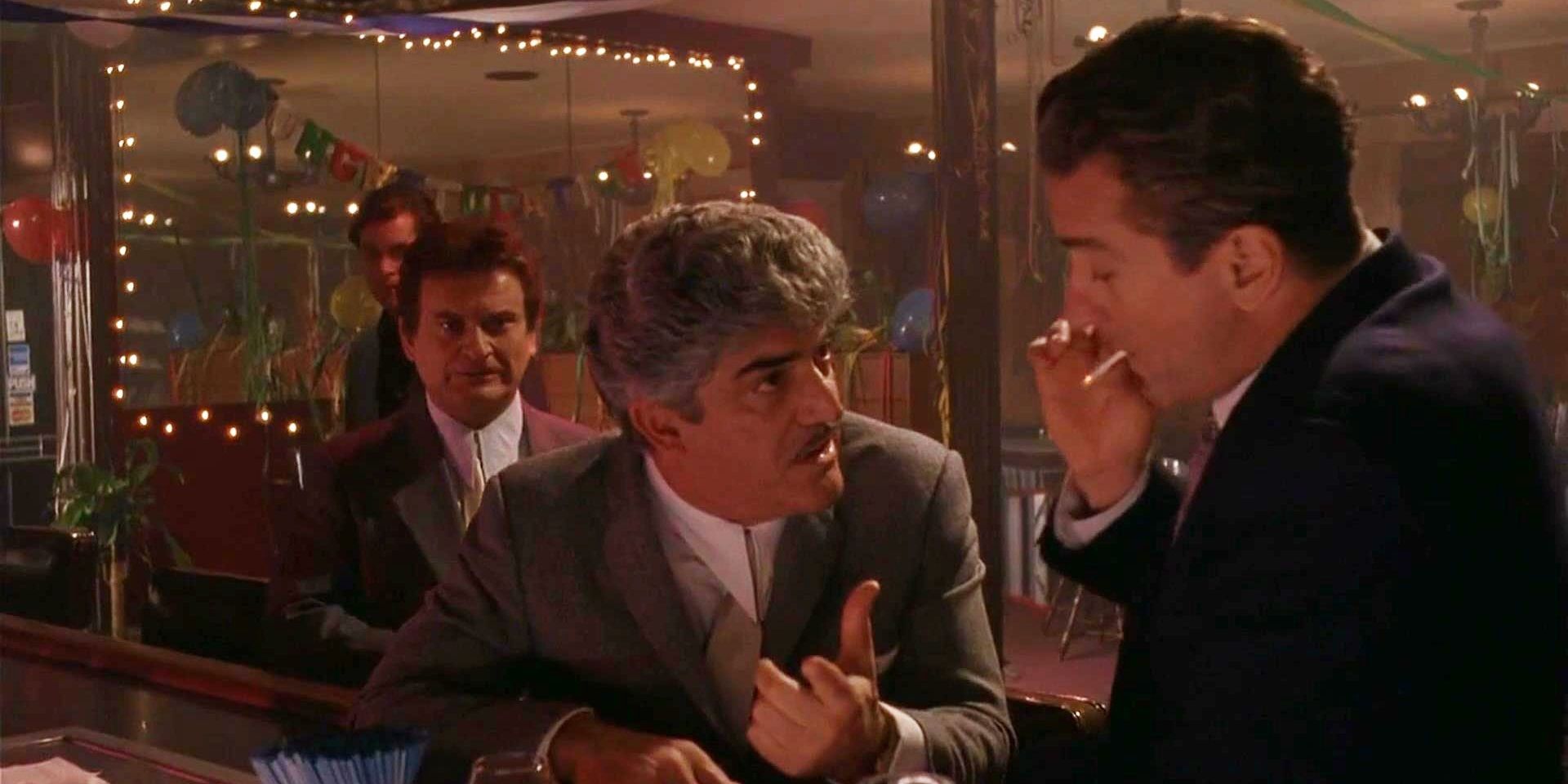 Martin Scorsese 5 Reasons Why Goodfellas Is His Best Crime Movie (& 5 Why Taxi Driver Is A Close Second)