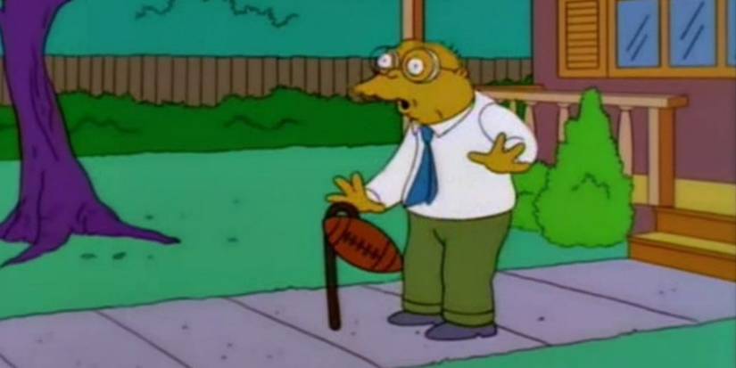 The Simpsons: 10 Best Recurring Characters