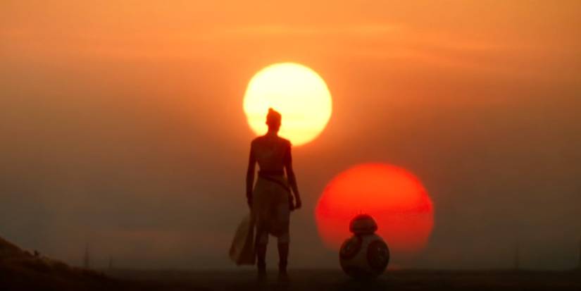 Rey BB-8 walk out into the Binary Sunset on Tatooine Star Wars 9 Rise of Skywalker Sunset Tatooine