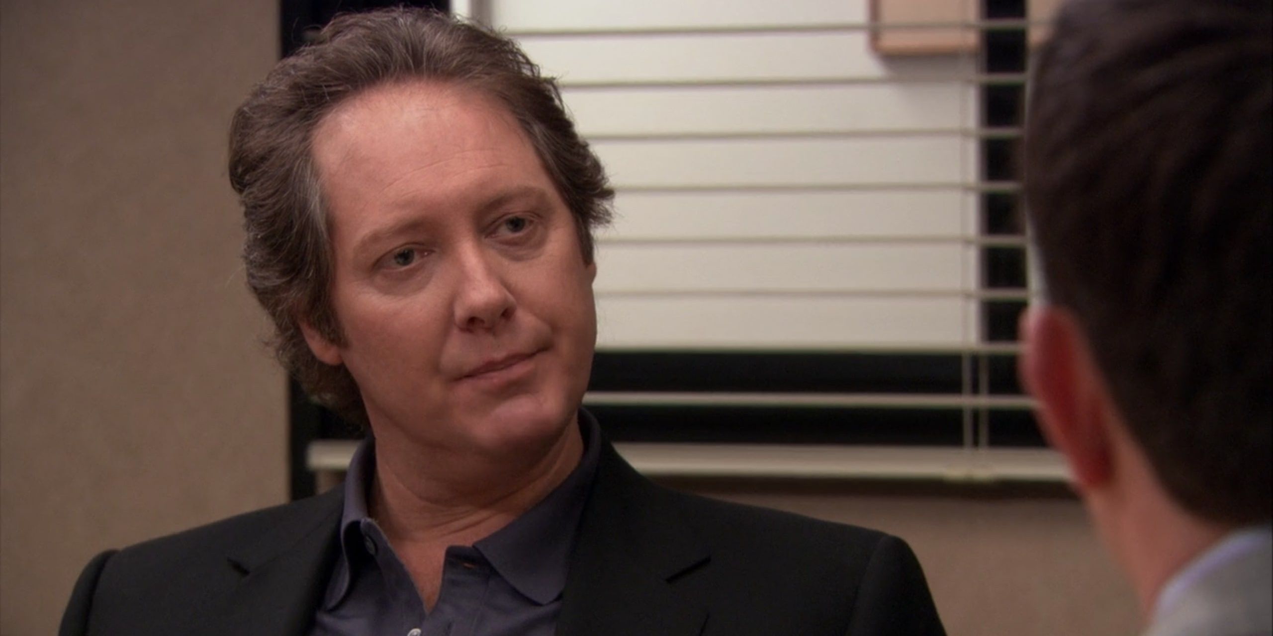 The Office 5 Reasons Robert California Is Better Than Michael Scott (& 5 Reasons Vice Versa)