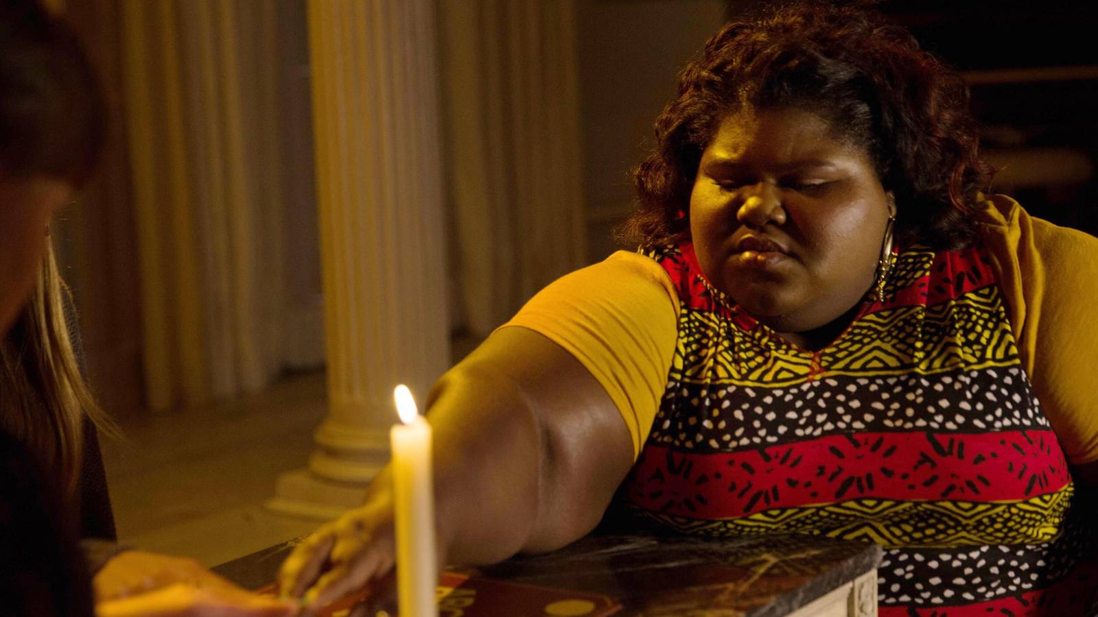 American Horror Story Season 5: How Queenie Escapes The Hotel Cortez, image size:1600x900