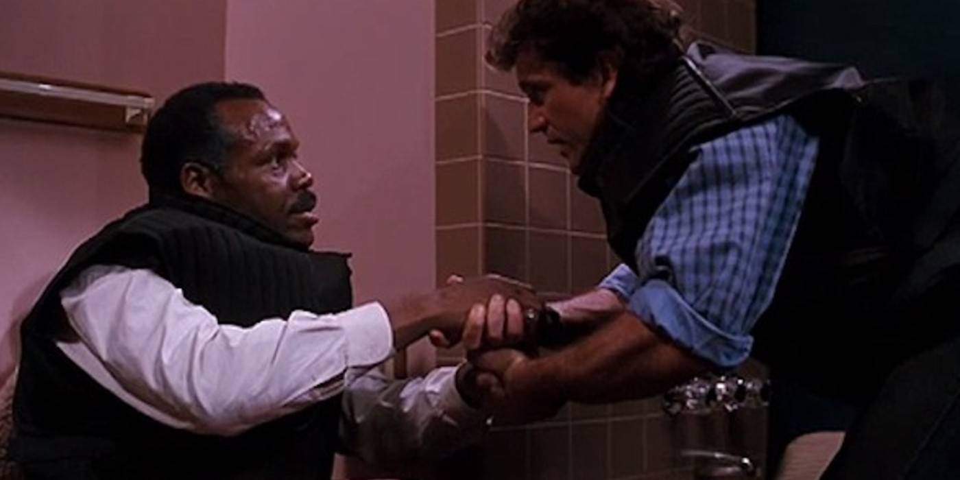 https://static0.srcdn.com/wordpress/wp-content/uploads/2020/04/Danny-Glover-and-Mel-Gibson-in-Lethal-Weapon-2.jpg?dpr=1.5