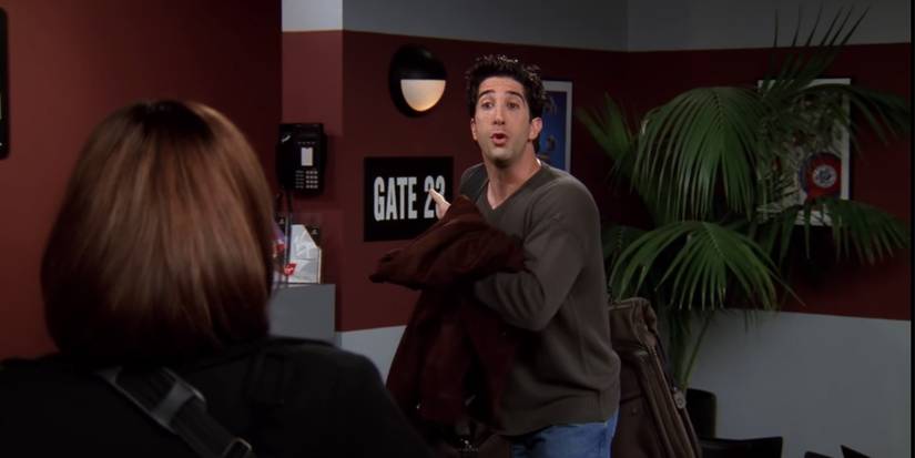 Friends: 10 Jokes From Season 5 That Aged Poorly