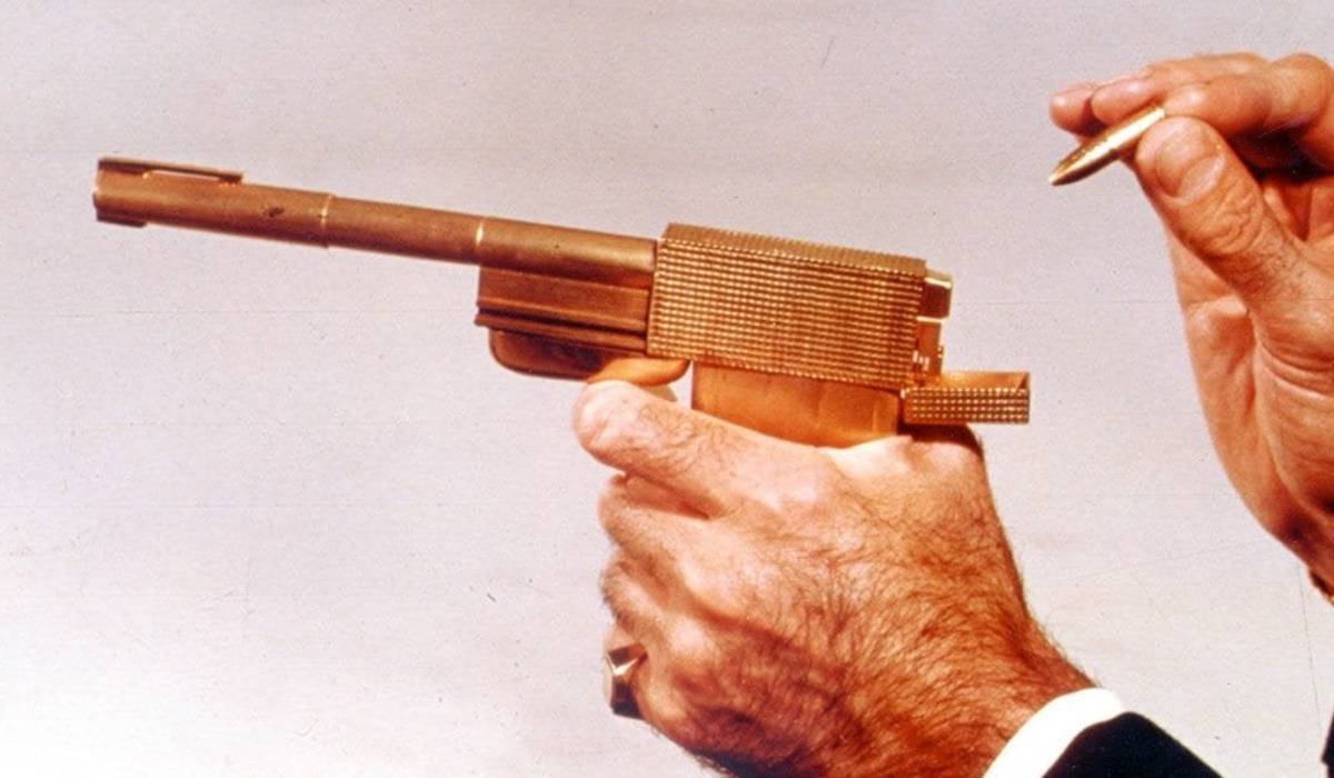 James Bond's Golden Gun (& Why It Sucks In GoldenEye) Explained