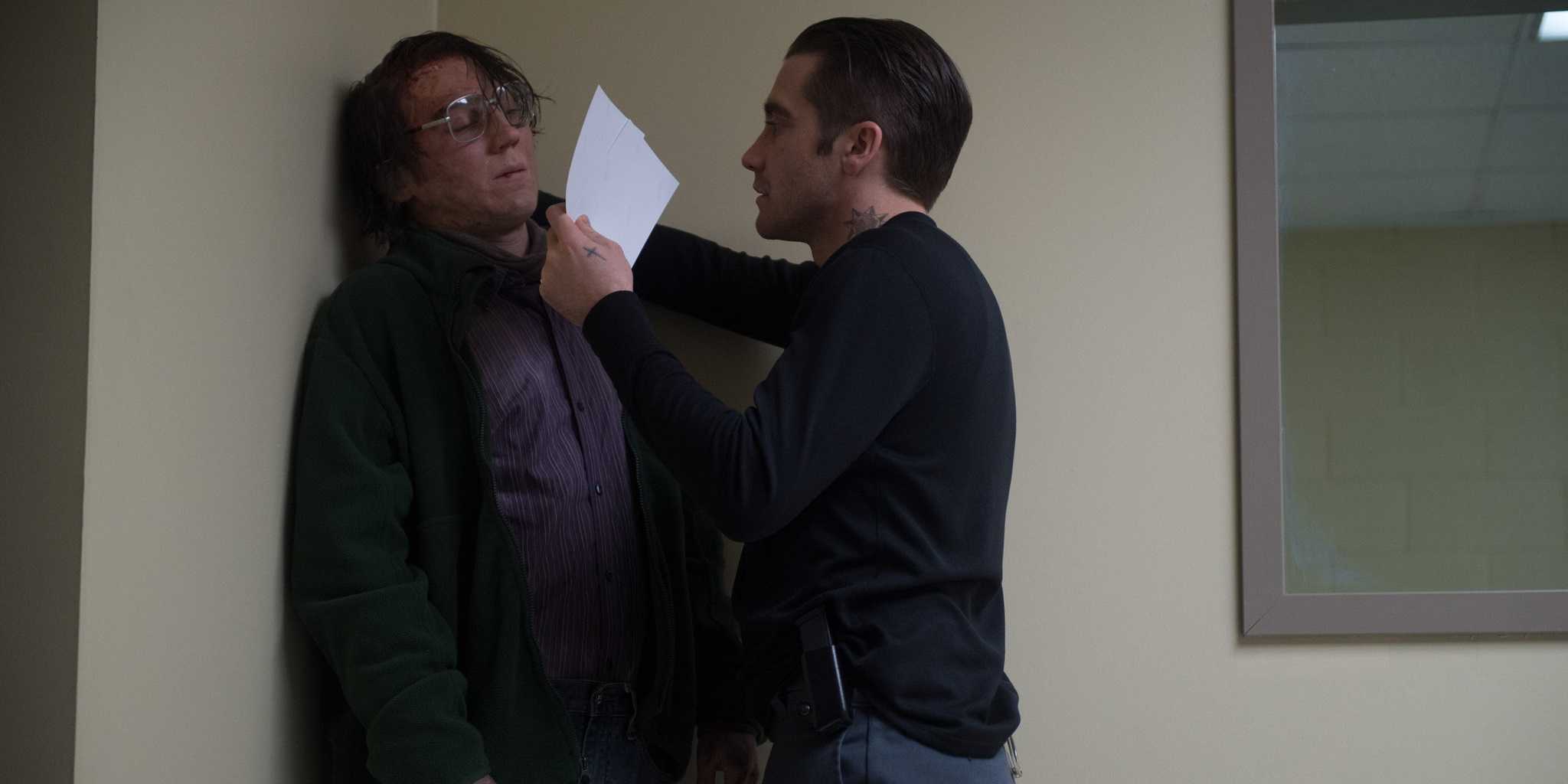 Det. Loki threatens Alex in Prisoners.