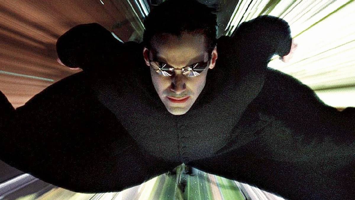 Neo Flying The Matrix: Why Neo Can Fly At The End of the First Movie