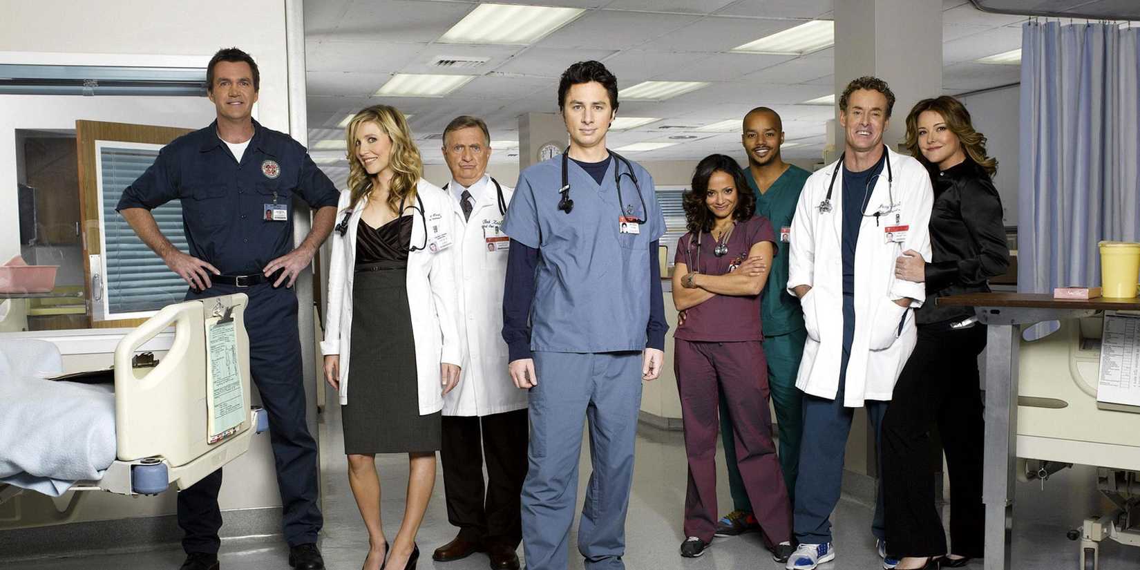 Elenco de Scrubs em foto promocional