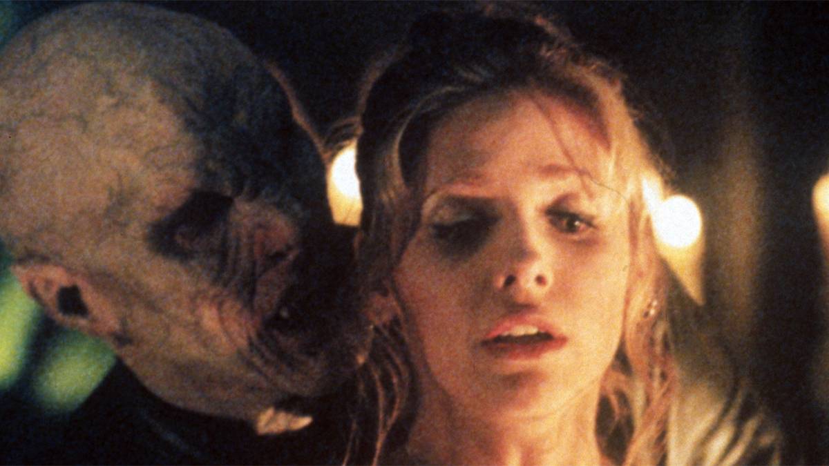 Buffy the Vampire Slayer Star Wears Season 1 Finale Outfit 23 Years Later