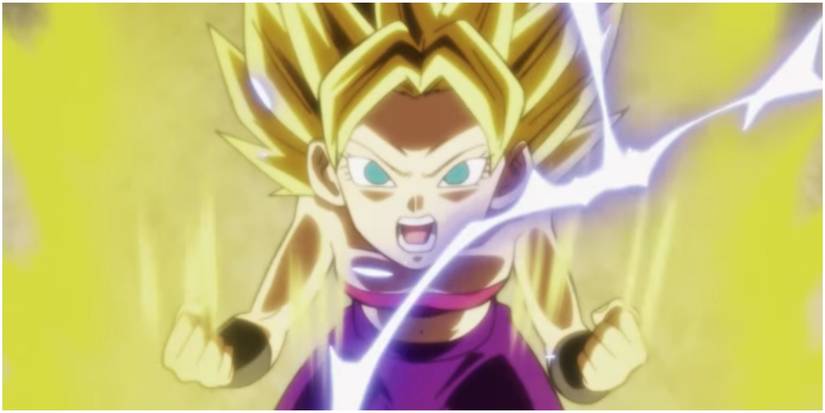 Caulifla, in versione Super Saiyan 2, dimostra la sua potenza