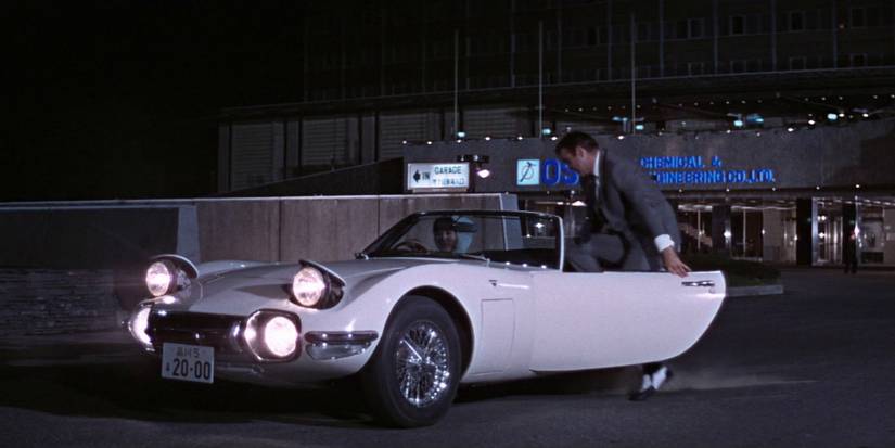 James Bond and Aki drive the Toyota 2000GT in You Only Live Twice - 1967 Toyota 2000GT