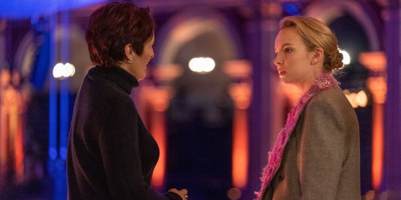 Carolyn talks to Villanelle in Killing Eve