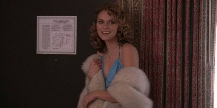 peyton sawyer prom dress Peyton Sawyer / Peyton Jones Season 2 prom dress Outfit