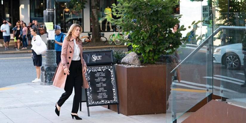 how to dress like meredith grey The Evolution of Meredith Grey on 'Grey's Anatomy'