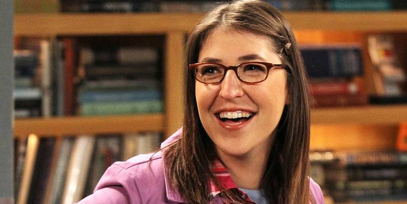 Amy Farrah Fowler smiling in The Big Bang Theory