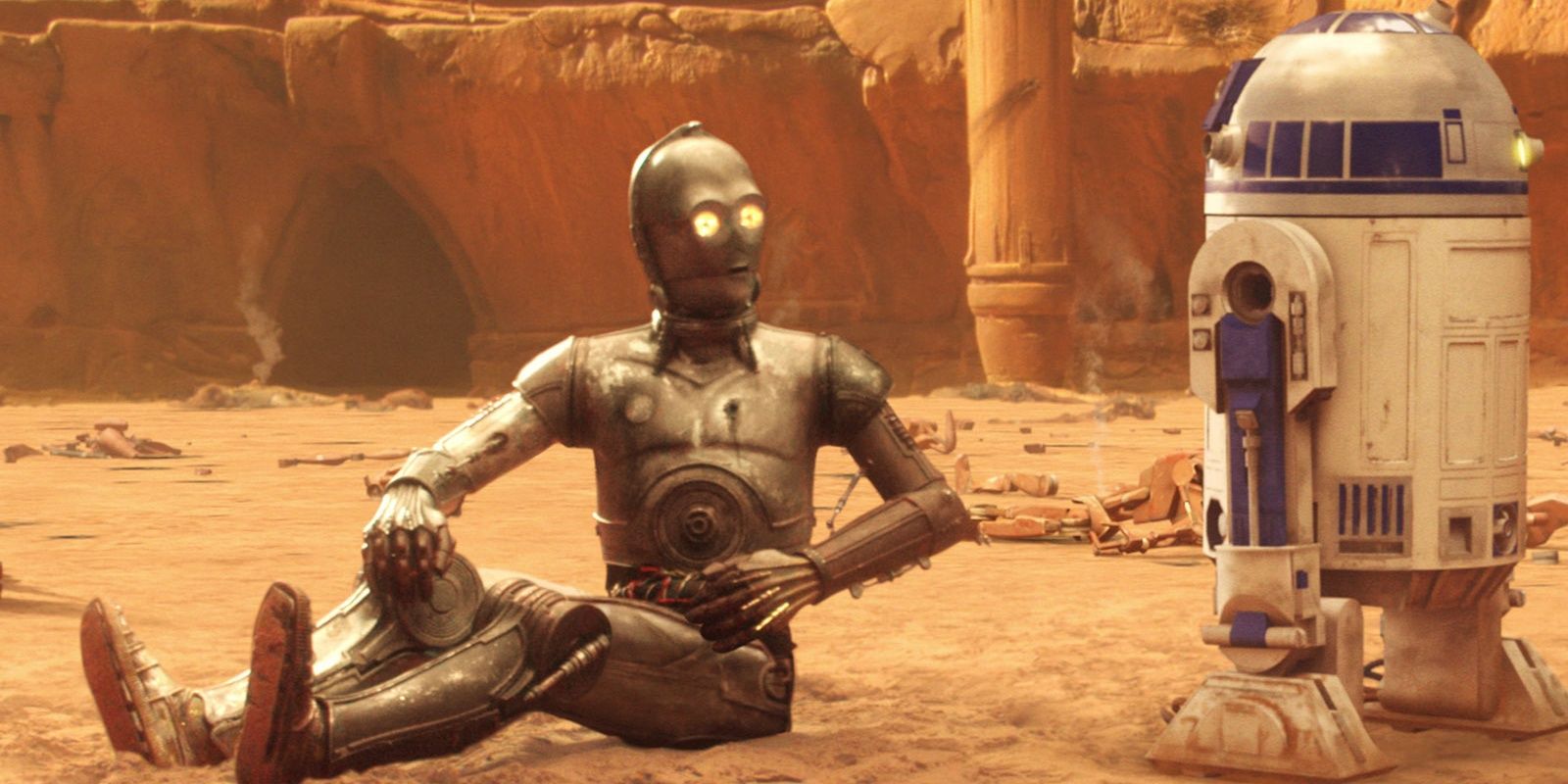 C 3PO and R2 D2 in Attack of the Clones Cropped