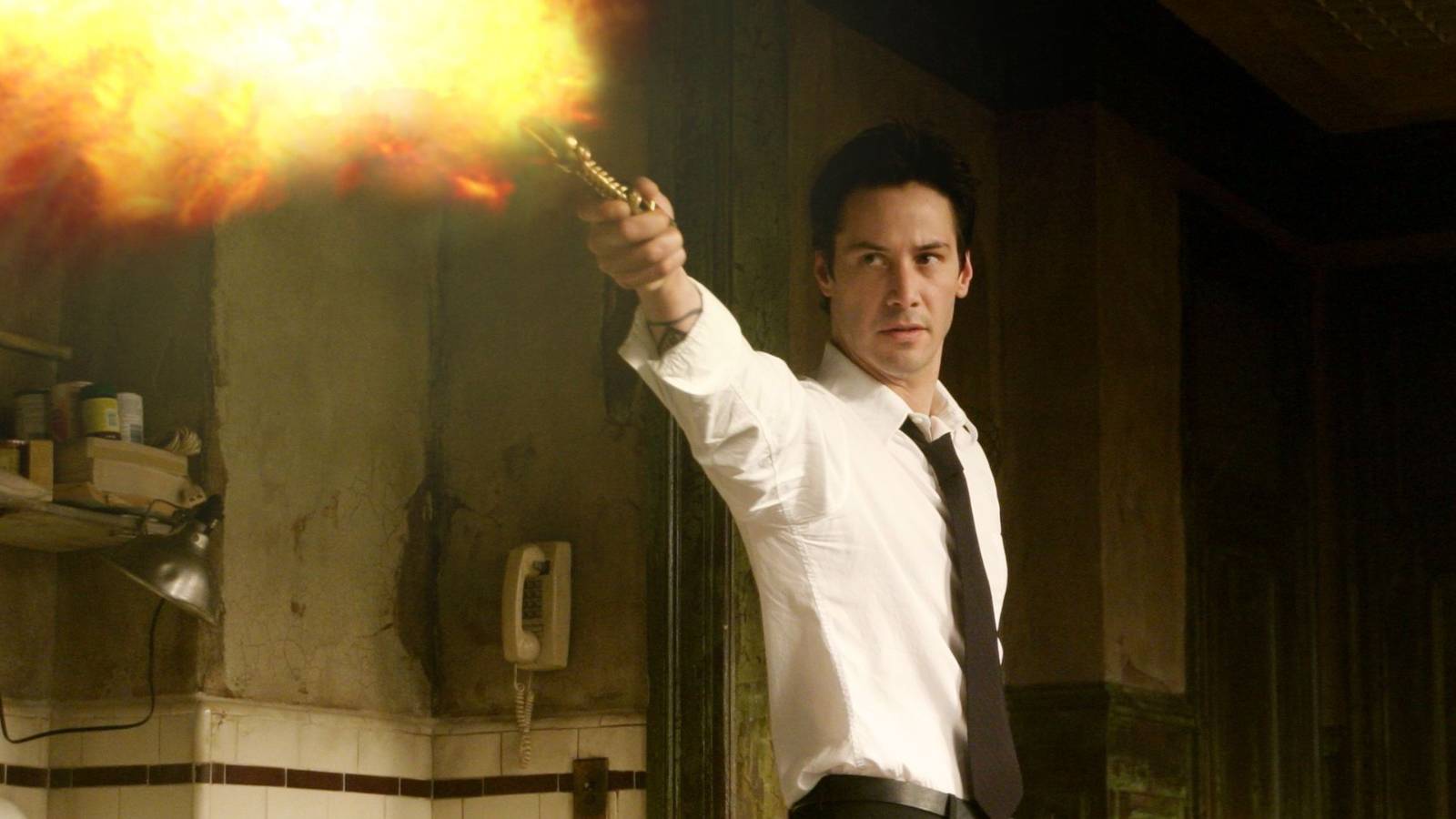 how many cigarettes did keanu reeves smoke in constantine When Keanu Reeves' John Constantine killed 13 cigarettes in the movie  Constantine(2005).🚬 Constantine loved smoking cigarettes so much and  diagnosed with severe lung cancer. Lucifer had to take both of Constantine's  nicotine
