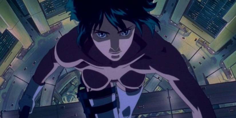10 Near-Perfect Anime That Don’t Just Live Up to the Hype, They Exceed It 2 Major Kusanagi (Atsuko Tanaka) calmly falling from a building during a mission in Ghost in the Shell (1995)