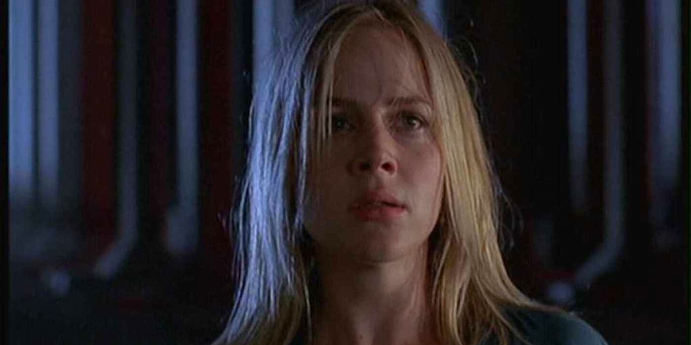 Julie Benz como Darla em Angel