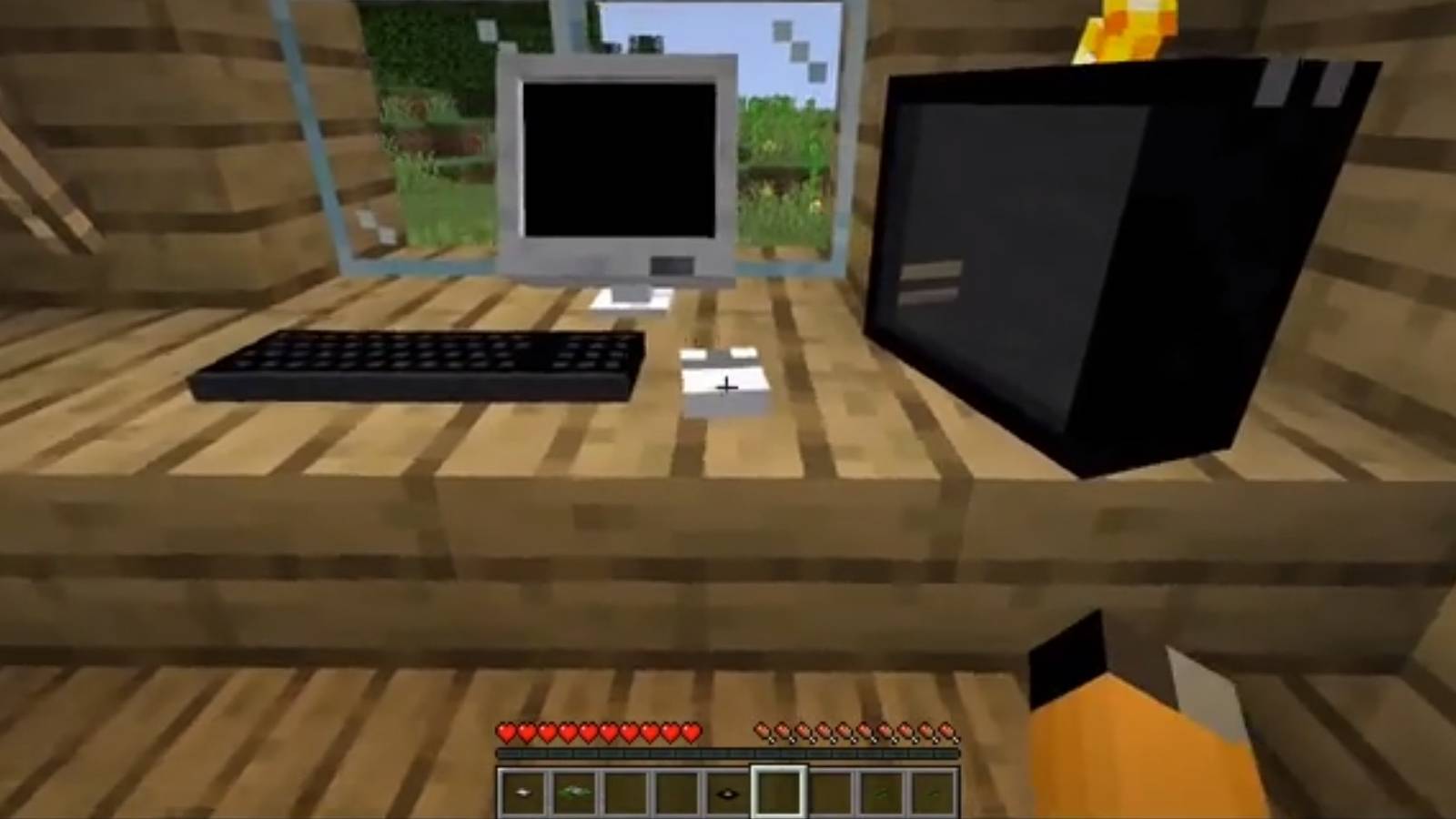 Insane Minecraft Mod Has Delivery Drones and Functional Computers