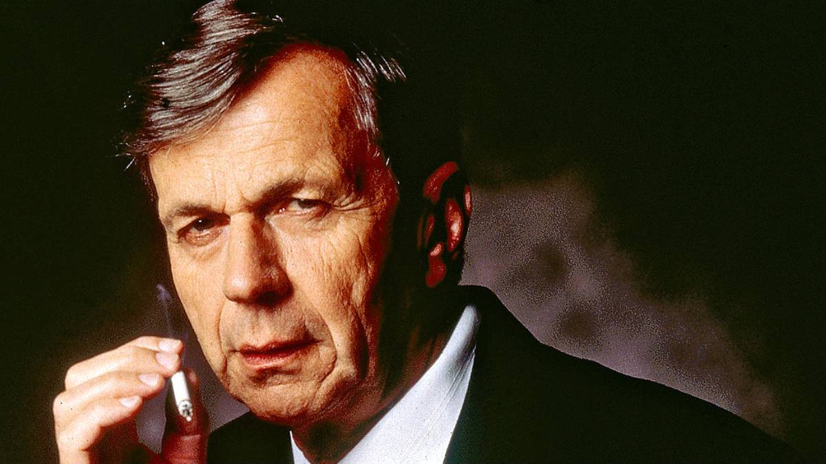 X-Files: The Cigarette-Smoking Man's Wild (Possible) Backstory Explained