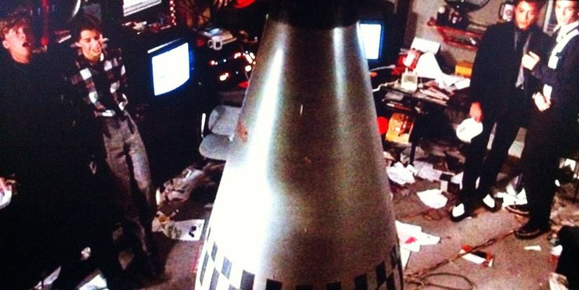 Wierdest Rockets 10 Behind-The-Scenes Facts About The Making Of Weird Science