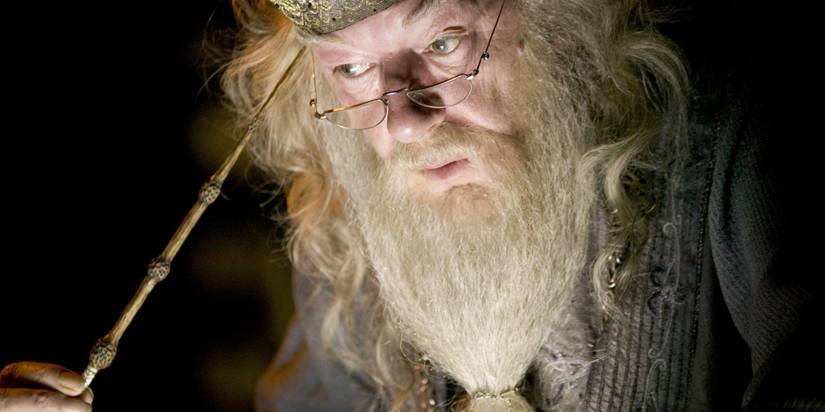 Harry Potter: Dumbledore's 5 Greatest Strengths (& His 5 Weaknesses)