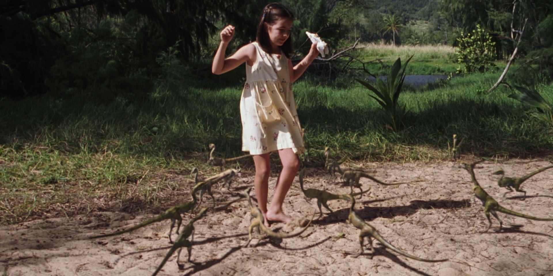 Jurassic Park What Happened To The Girl At The Start Of The Lost World