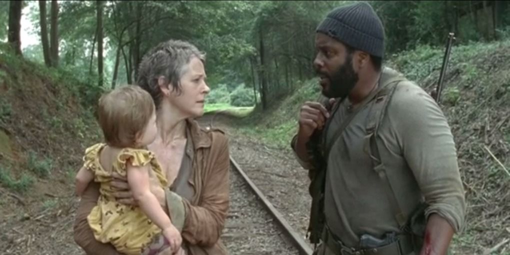 The Walking Dead 10 Relationships From The Comics (That Didn’t Happen In The Show)