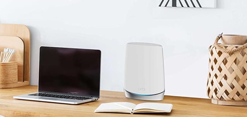 NETGEAR Orbi Whole Home Tri-Band Mesh WiFi 6 System (RBK752) c