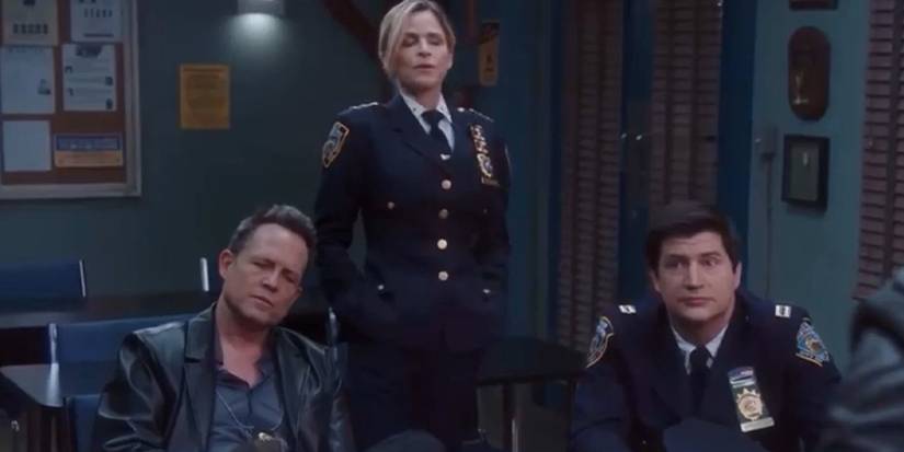 Brooklyn Nine-Nine: 5 Reasons The Vulture Is The Worst (& 5 Reasons It ...
