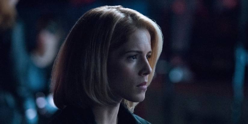 Felicty Smoak works on her tech in Arrow