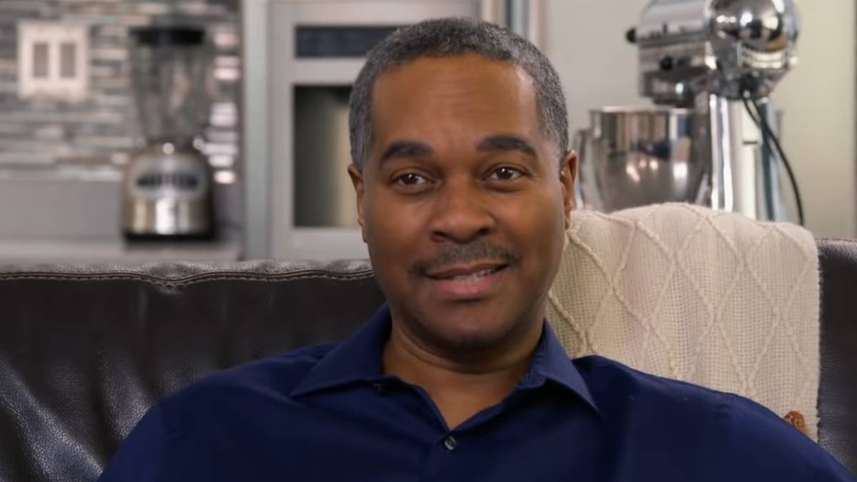 Doubling Down With the Derricos: Dad Deon Charged With Real Estate ...