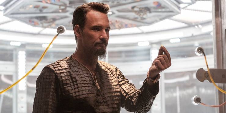 Rodrigo Santoro Interview: Project Power | Screen Rant