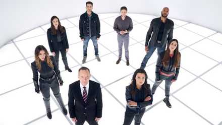 Shield People Marvel TV Executive Addresses Agents Of S.H.I.E.L.D.'s MCU Canon Status ...