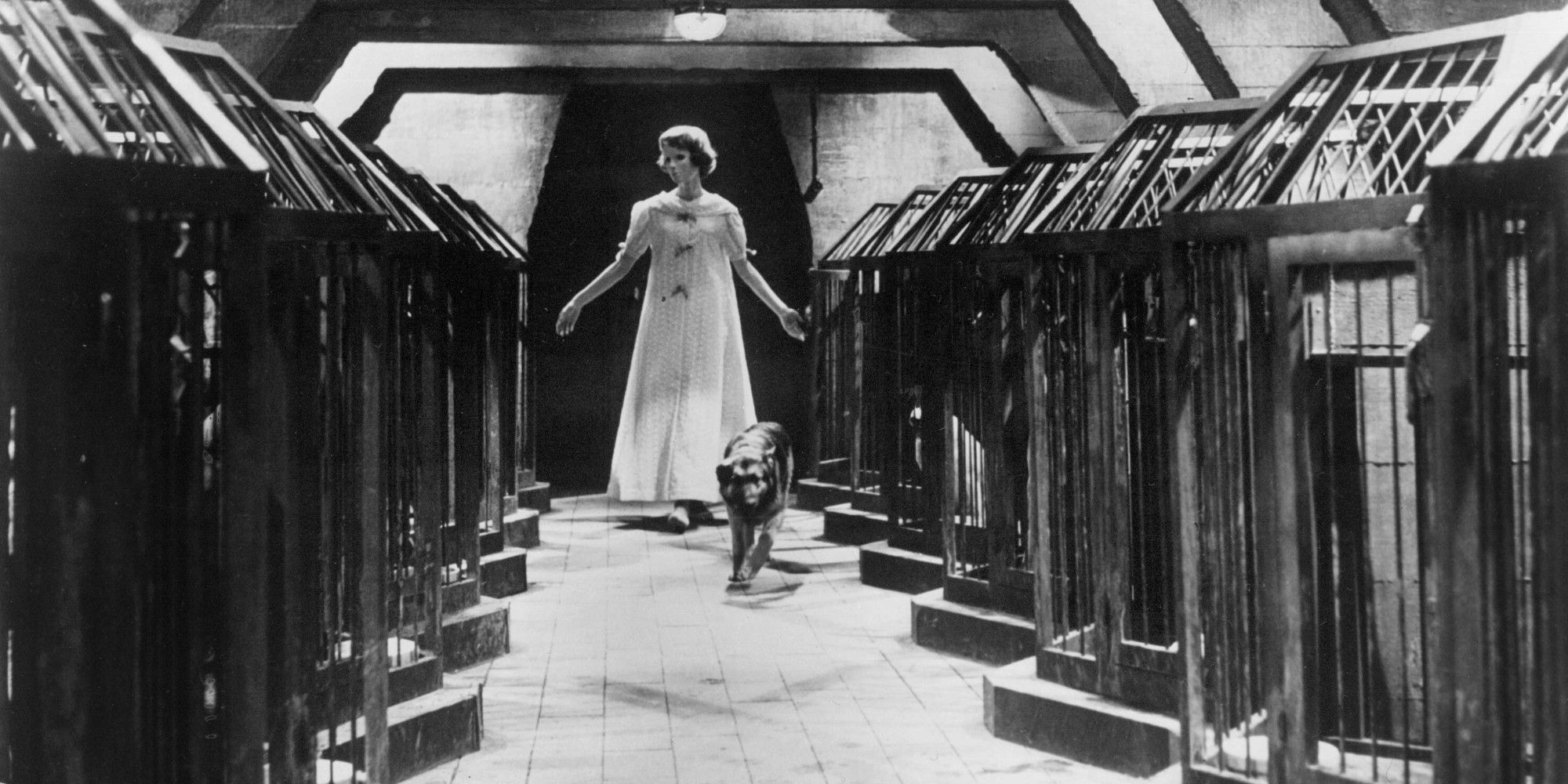 Edith Scob in the kennel in Eyes Without a Face