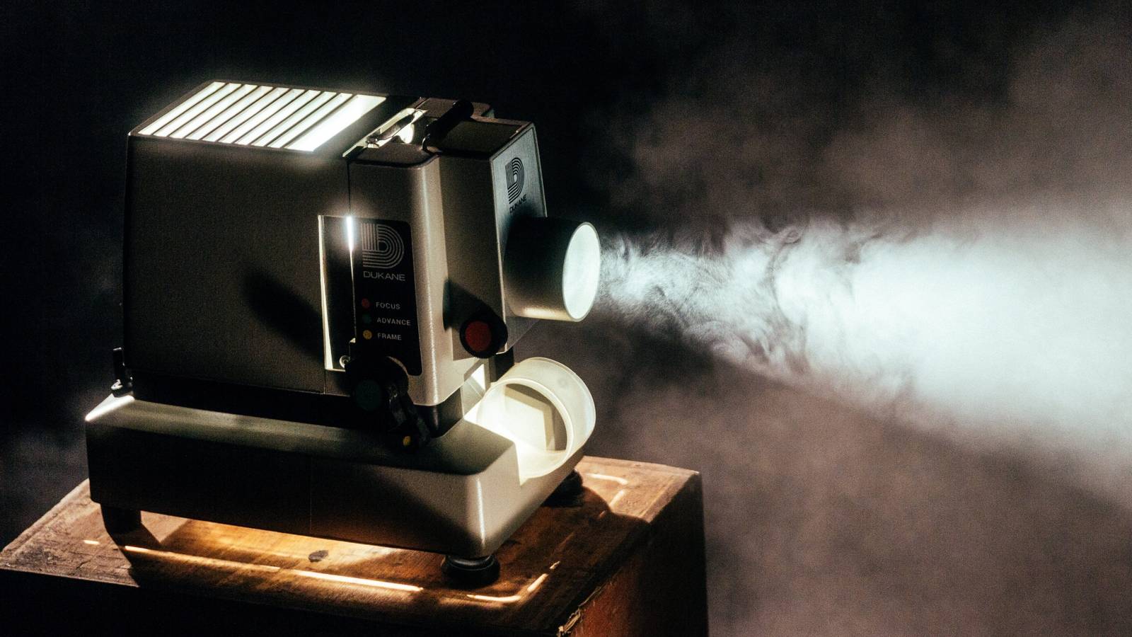 Best Mini Projectors (Updated 2021)