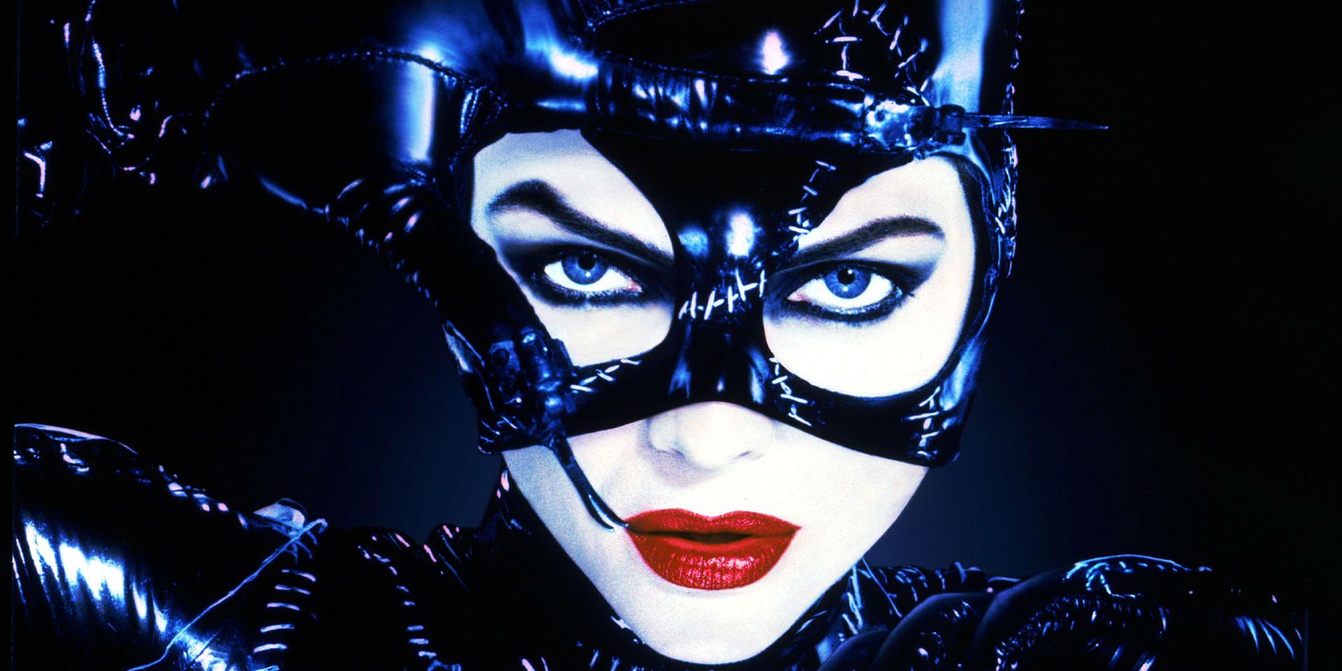 The DCU Should Bring Back 1 Key Part Of Catwoman That Batman Movies Have Ignored For 32 Years