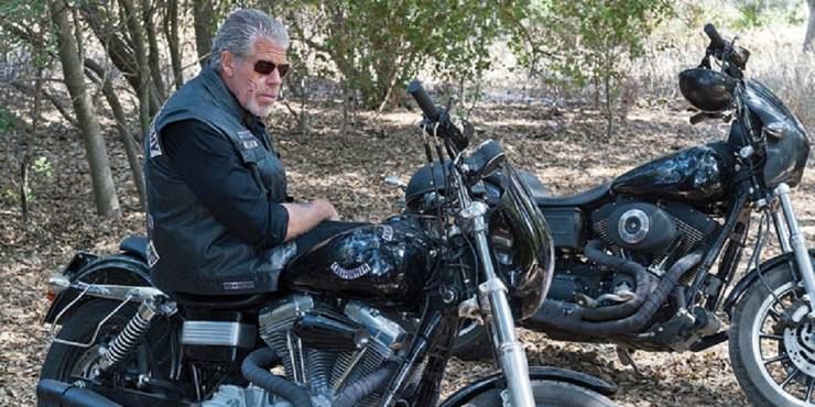 Sons Of Anarchy Top 10 Bikes Owned By Samcro Members Ranked Sons Of Anarchy Top 10 Bikes Owned By Samcro Members Ranked