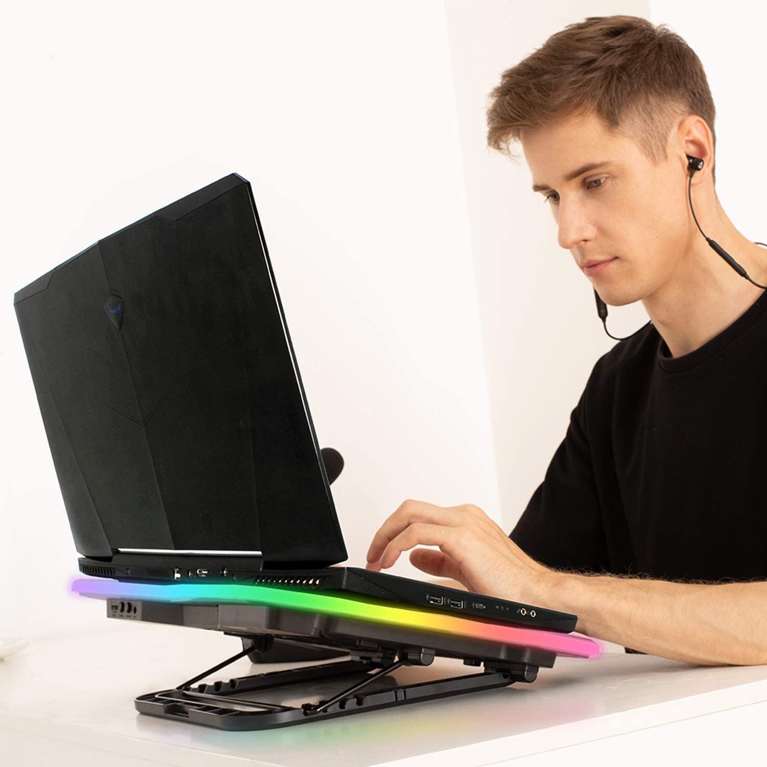 KLIM Ultimate + RGB Laptop Cooling Pad 3