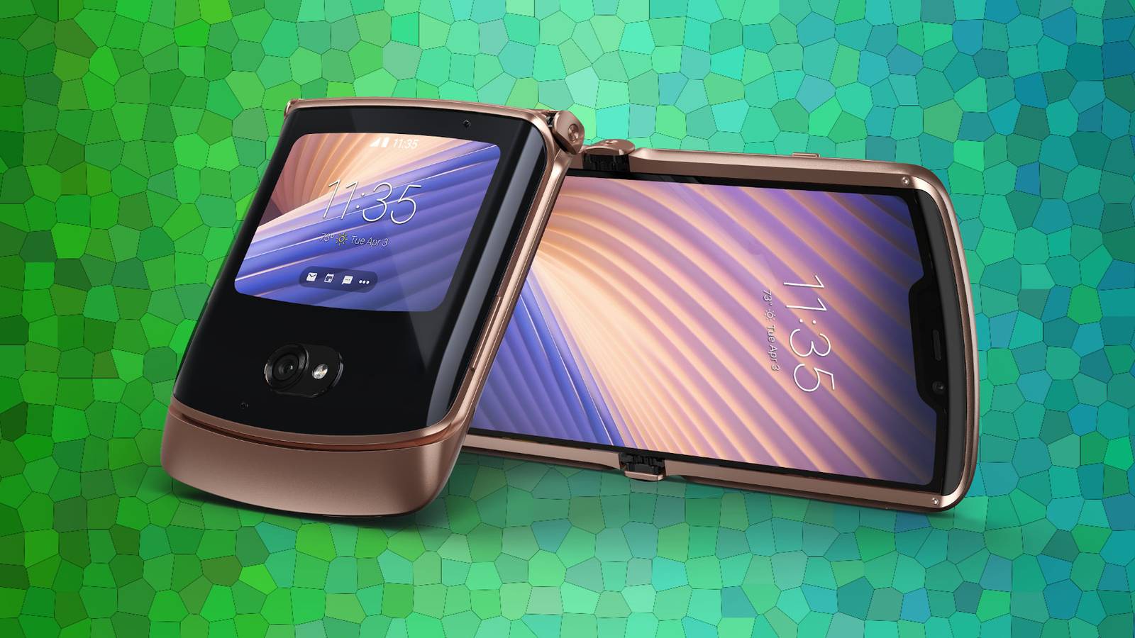 Motorola Razr Foldable Phone Returns Again & This Time With 5G