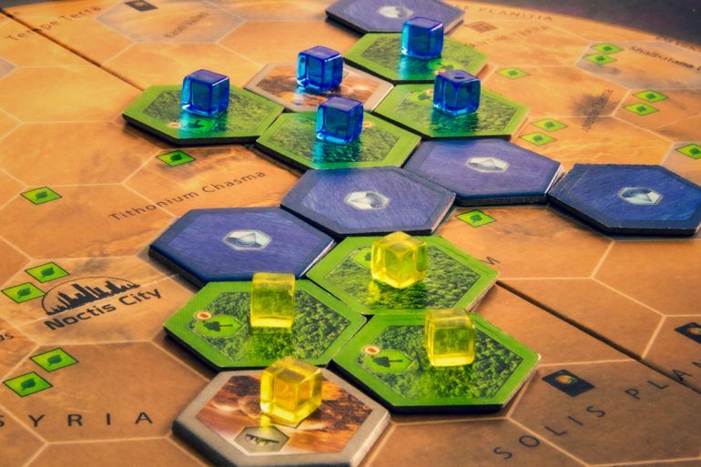 TerraformingMars_Cluster_CloseUp-770x513