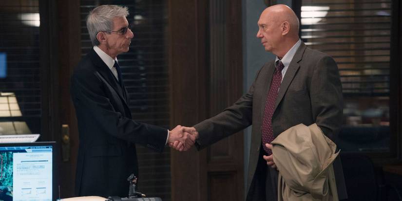 Law & Order: SVU: Detective Munch’s 10 Best Moments From His Time On ...