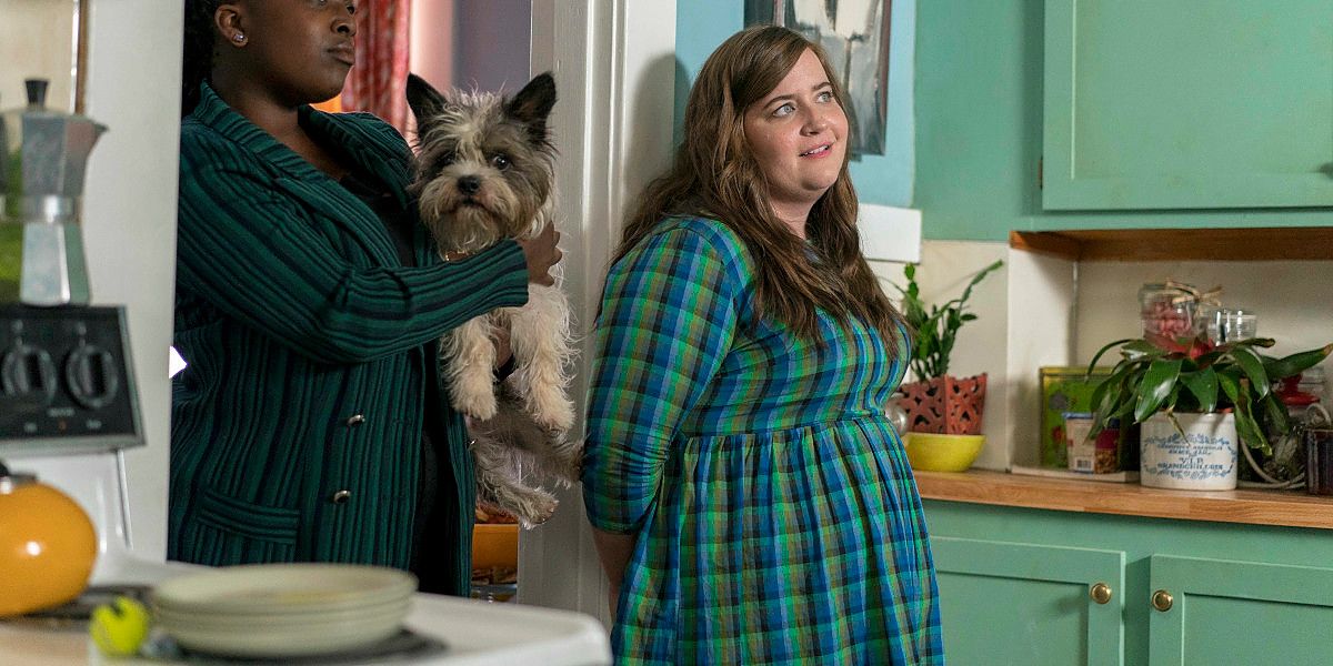 Shrill Annie’s 5 Best Outfits (& 5 Worst)