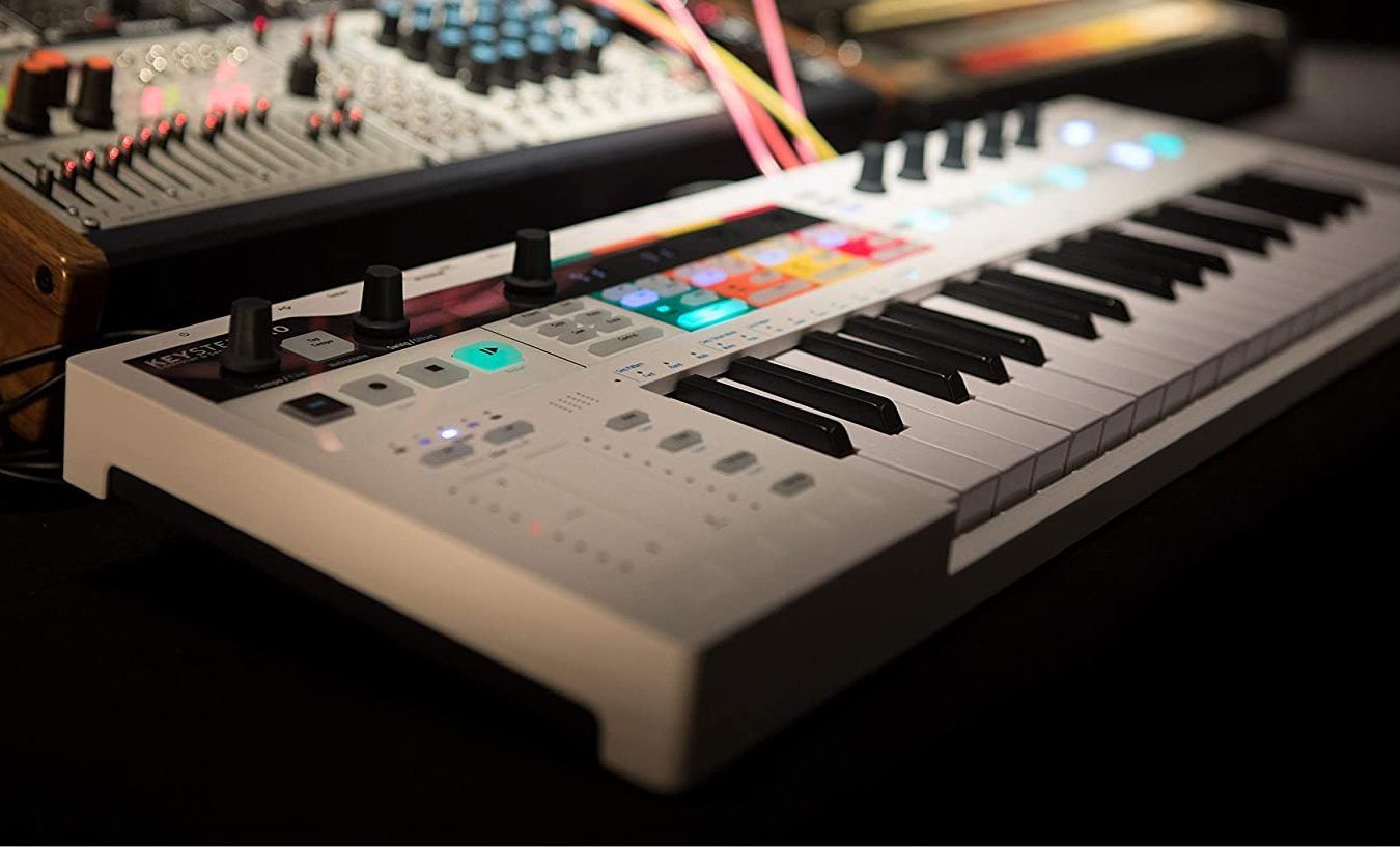 Arturia KeyStep Pro 37-key MIDI Keyboard B083WHBMWT-2